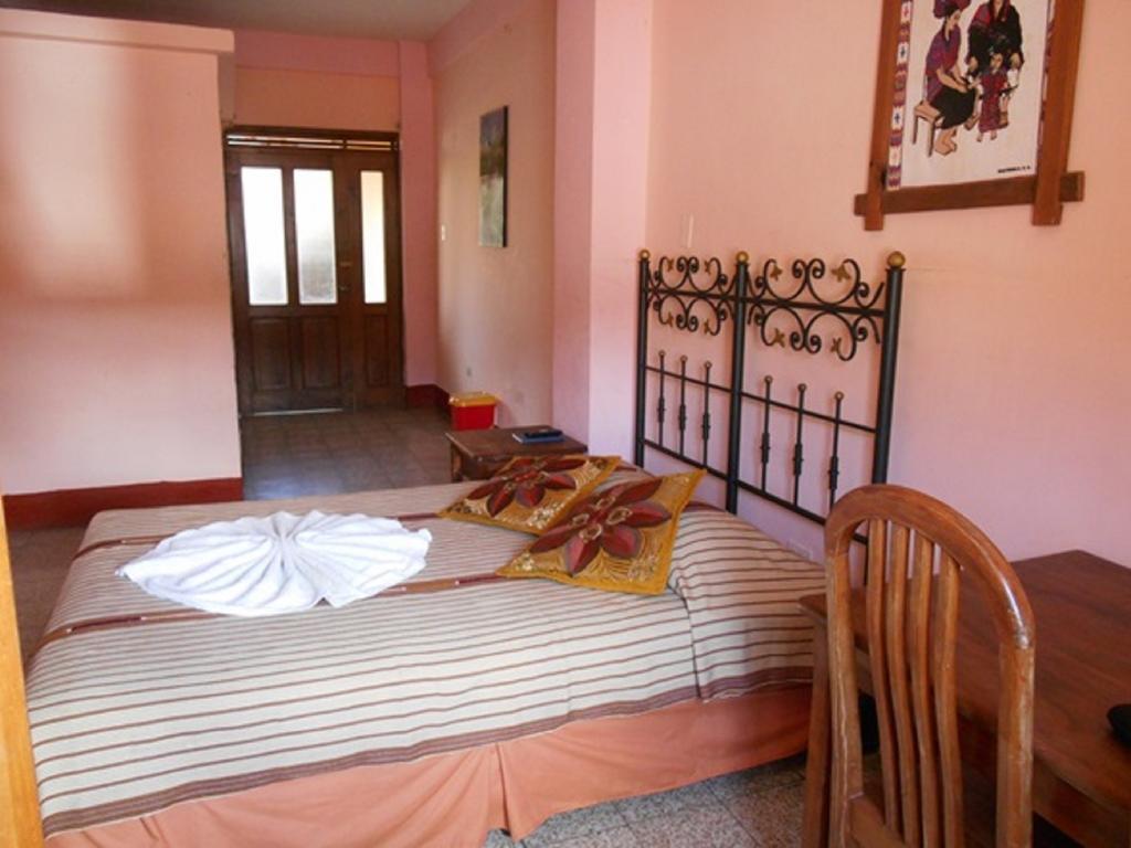 Hotel El Chaparral Panajachel Chambre photo